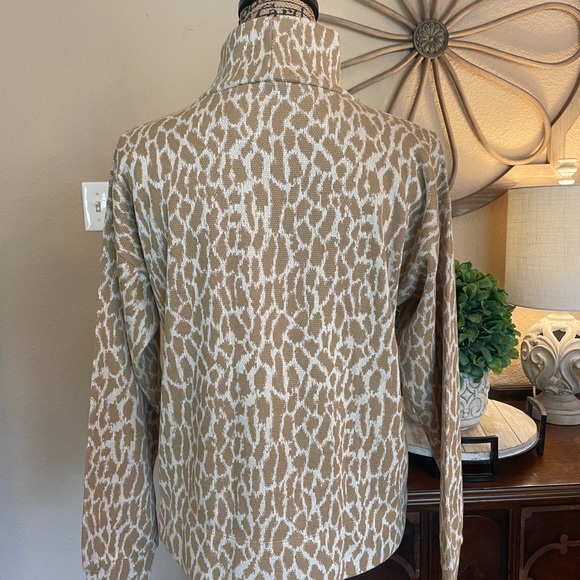 New with Tag Loft Tan & White Animal Print High Neck Lightweight Sweater - Picture 6 of 13